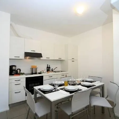 Apartment Golfo Gabella 3 Bedroom *